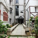 Oyo Apartments Richmond Road