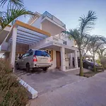 Golden Mile Resort