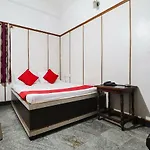 Spot On 49355 Hk Residency