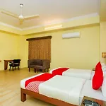 Oyo Flagship 15777 Janpath Fort F St