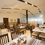 De Venetian By Tgi