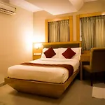 New Rainbow Business Hotel