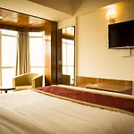 New Rainbow Business Hotel