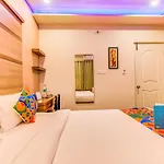 Fabhotel Emara Boutique