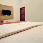Oyo 37916 Paradise Stay Inn Business Hotel