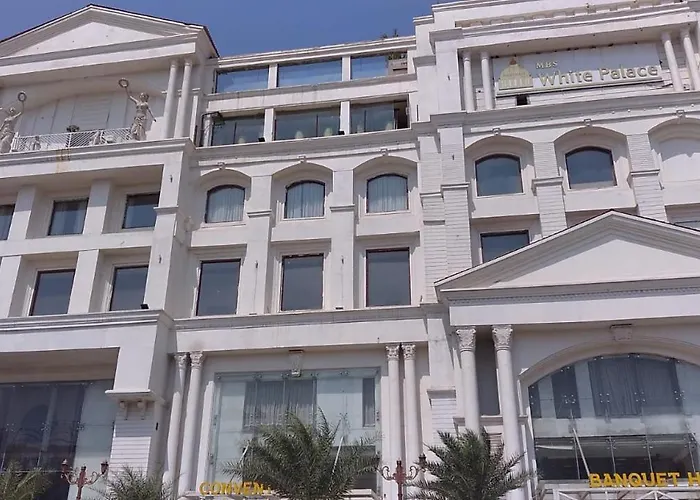 White Palace Hotel