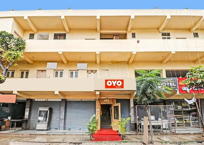Oyo Flagship Hotel Golden Suites