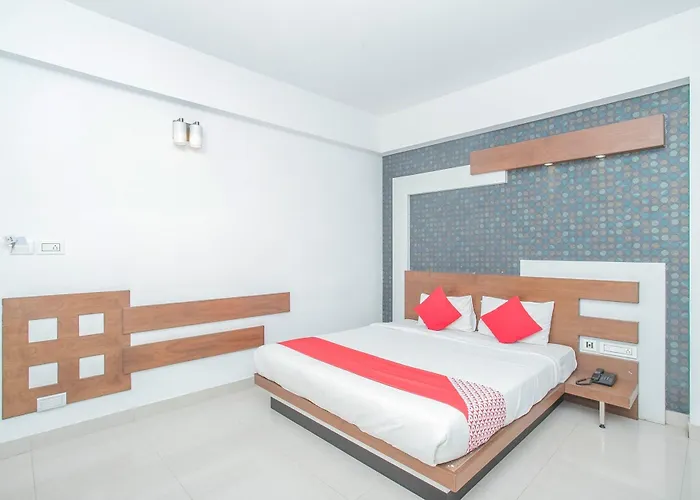 Oyo 3175 Pluspoint Suites