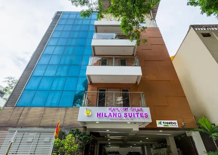 Smile Stay Hiland Suites