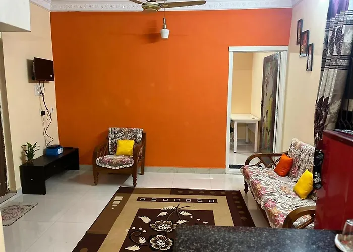 Pent House Or Studio Pad With Open Terrace