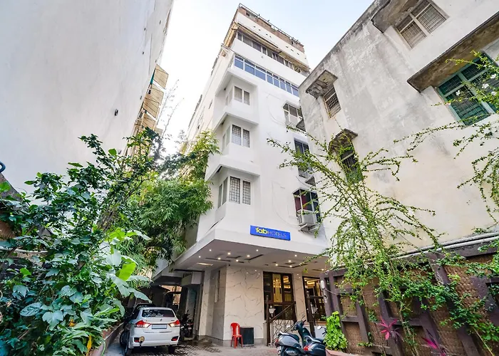 Fabhotel Royale Basant Residency - Gandhinagar