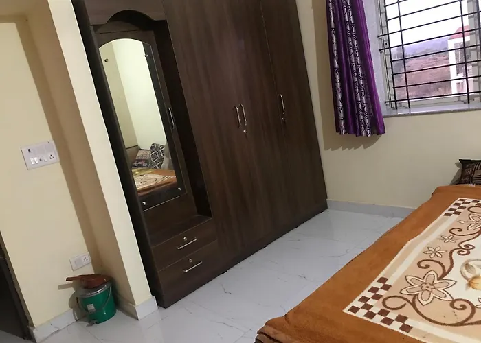 Kushi Guest House
