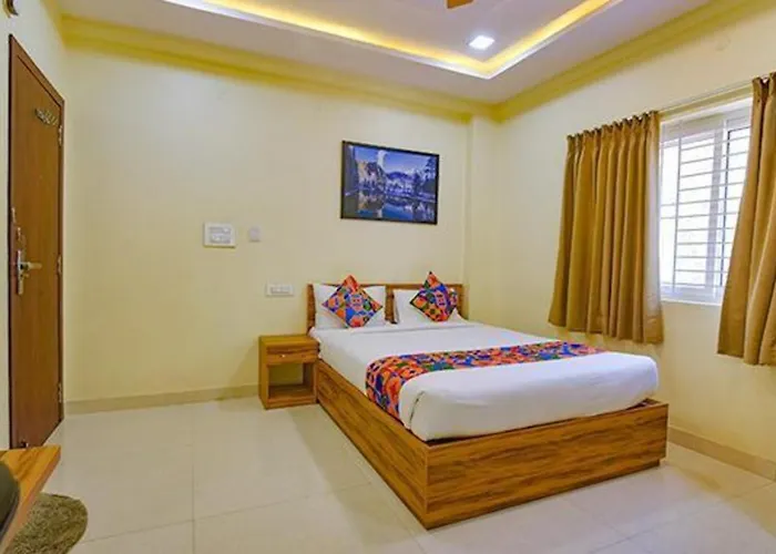 Fabexpress Purple Suites Inn
