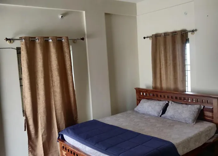 Castle Hebbal Room With Kitchen