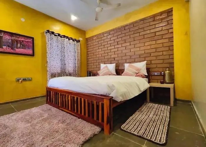 Comfy 4Bhk Villa Only For Families