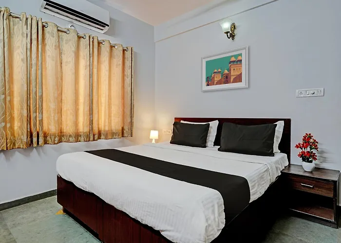 Hotel O Skylark Service Apartment