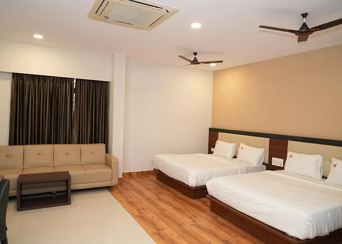 Hotel Kalyan Suites