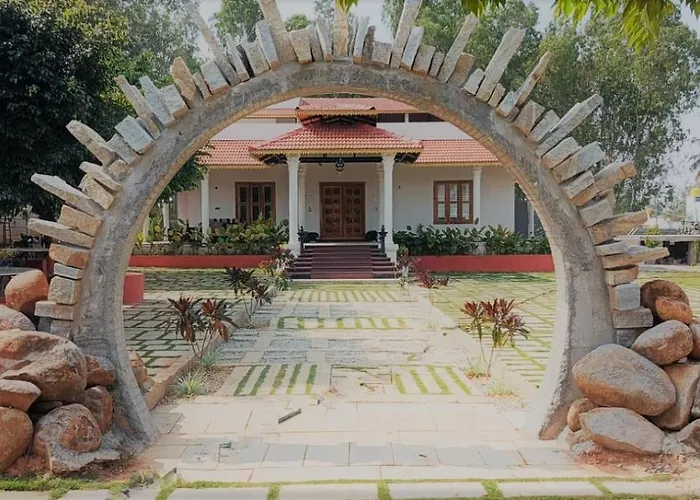 Raj Kuteera