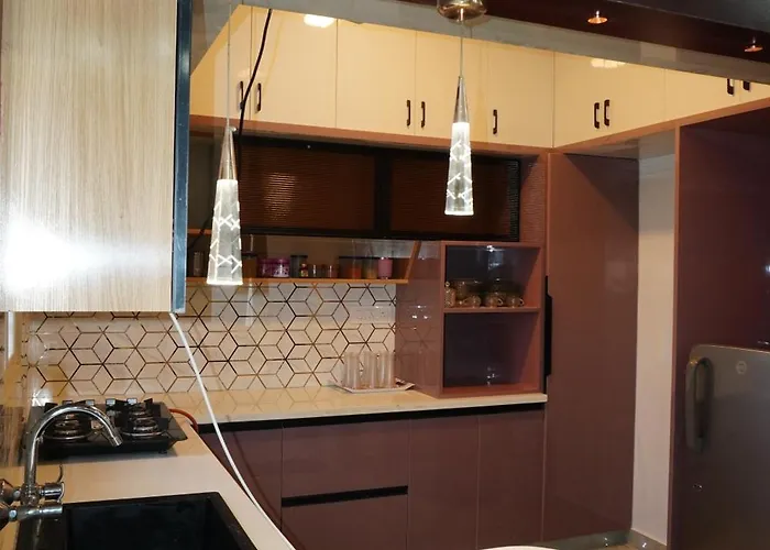 4Bhk Luxurious Penthouse