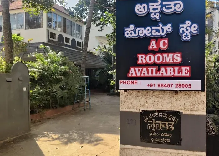 Akshatha Home Stay