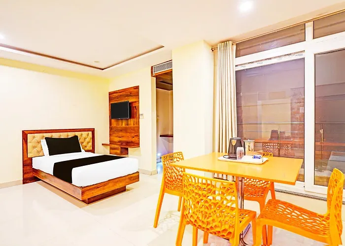 Super Townhouse Itpl Formerly Royal Rooms