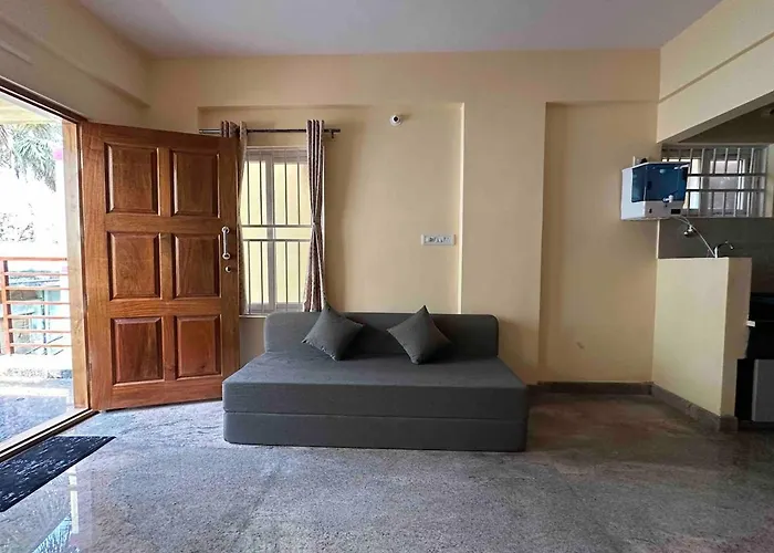Wonderful 2Bhk 950M From Jp Nagara Metro 2Nd Floor