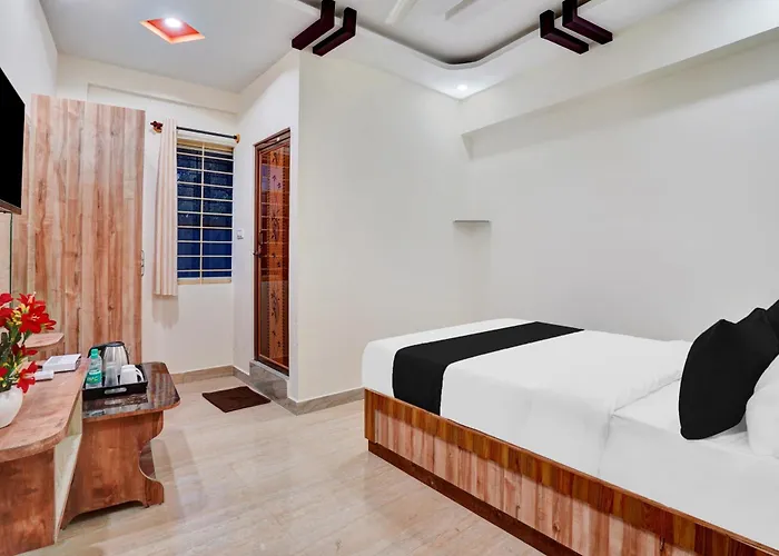Hotel O Cm Residency
