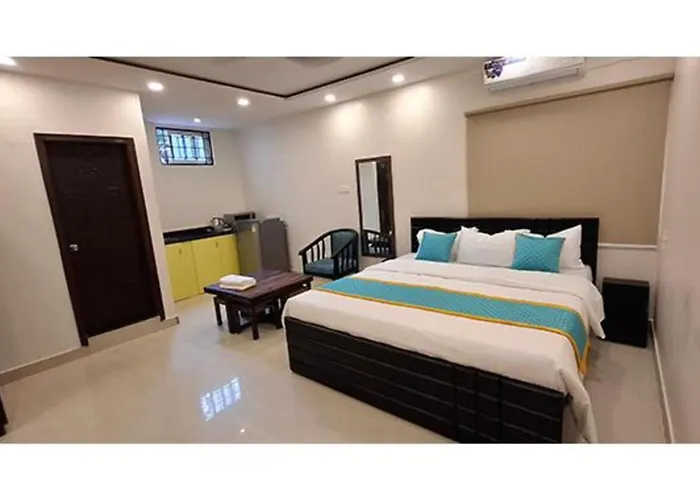 Fabhotel Maark Inn