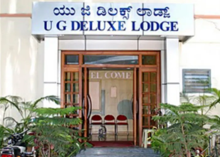 Ug Deluxe Hotel