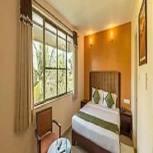 Hotel Crystal Castle