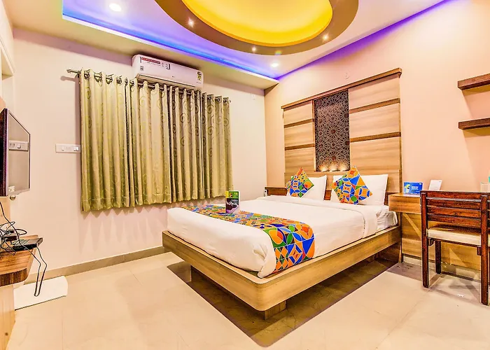 Fabhotel Emara Boutique
