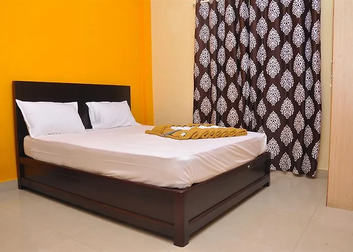 Hotel Breeze Inn