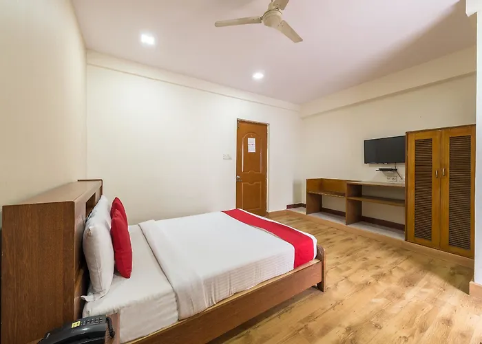 Oyo 3722 Hotel Stayeasy Majestic