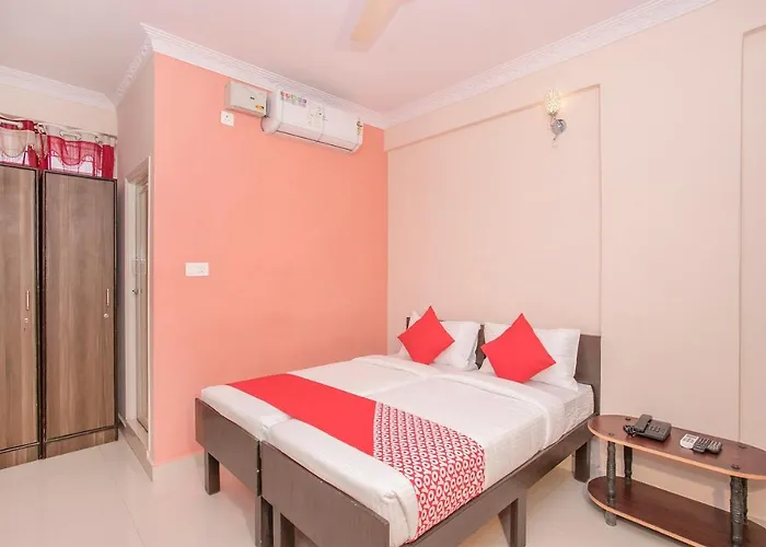 Oyo Flagship 10363 Sri Balaji Guest House & Restaurent