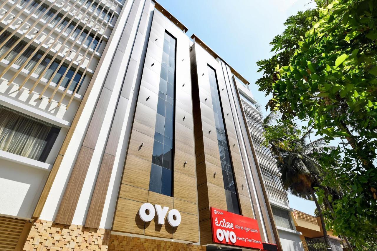 Oyo 12544 Varcity Twin Towers Bangalore