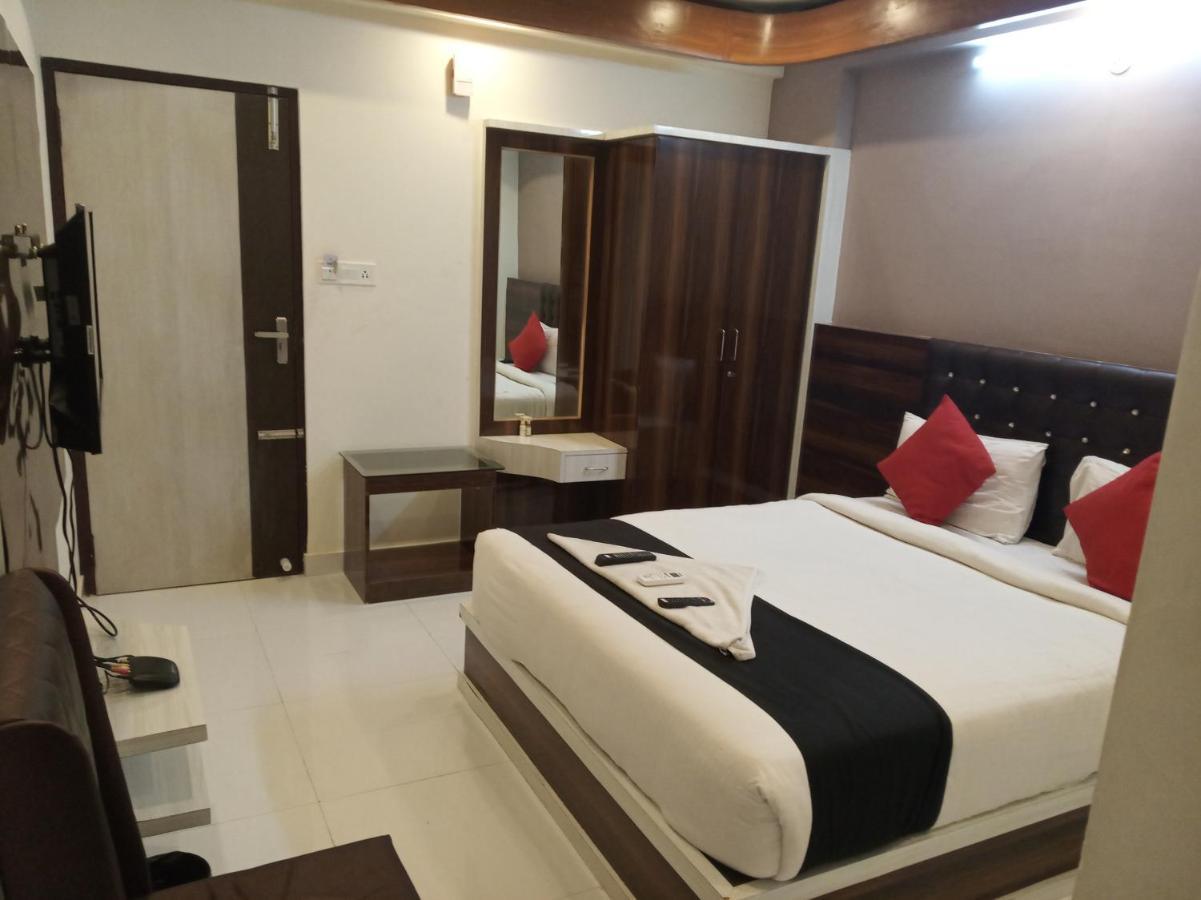 I Residency Hotel