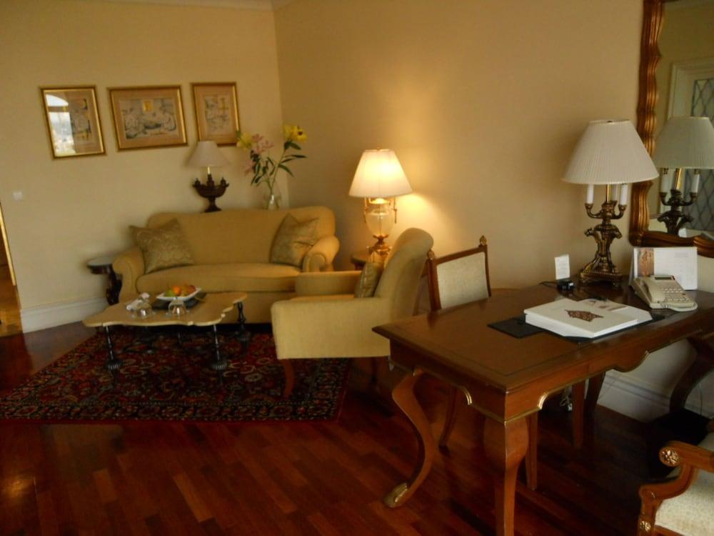 The Leela Palace 5* Bangalore