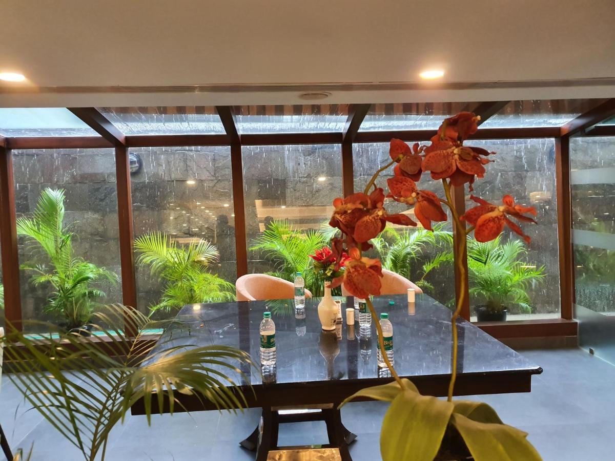 Shravanthi Sarovar Portico Hotel Bangalore