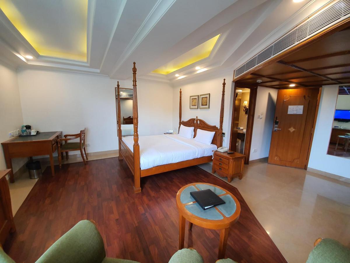 Shravanthi Sarovar Portico 4* Bangalore
