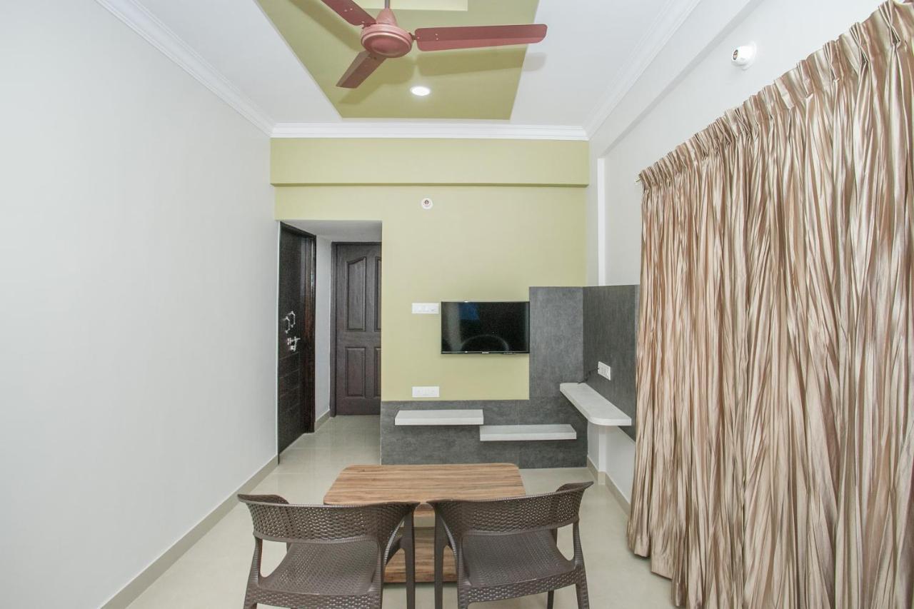 Hotel Saarang Forever
