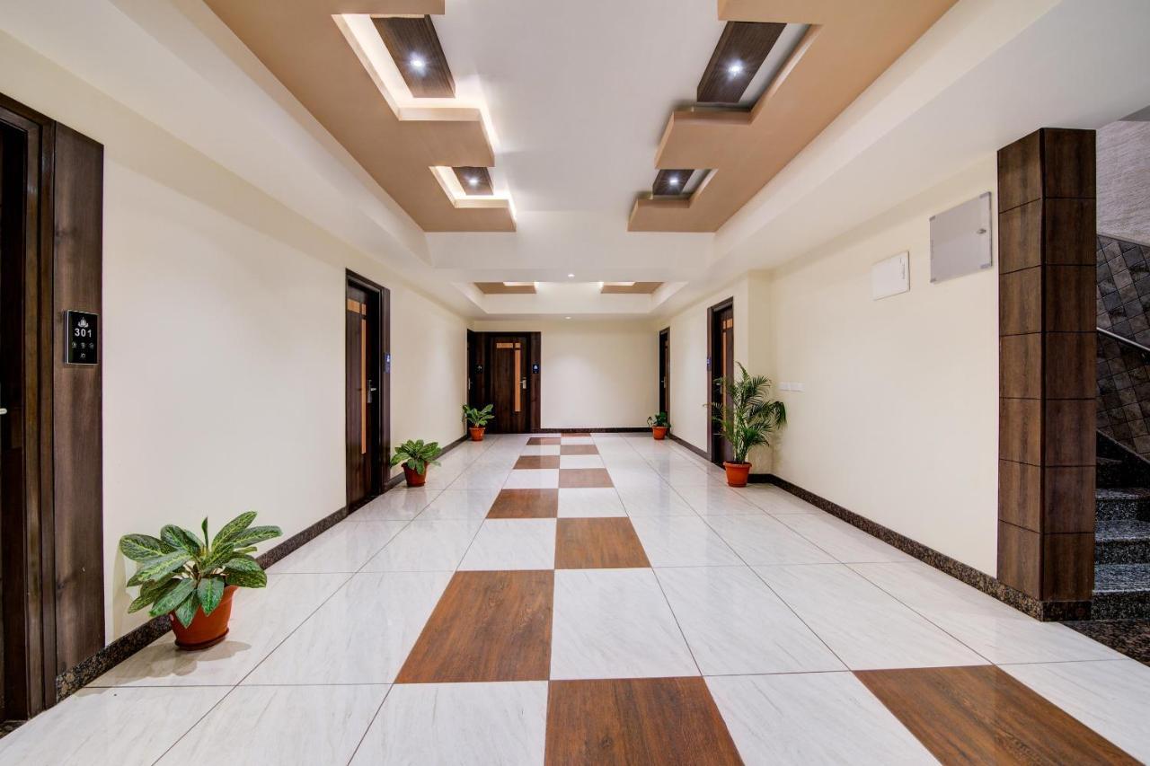 Capital O 15403 Krishna Vaibhava Hotel 3*
