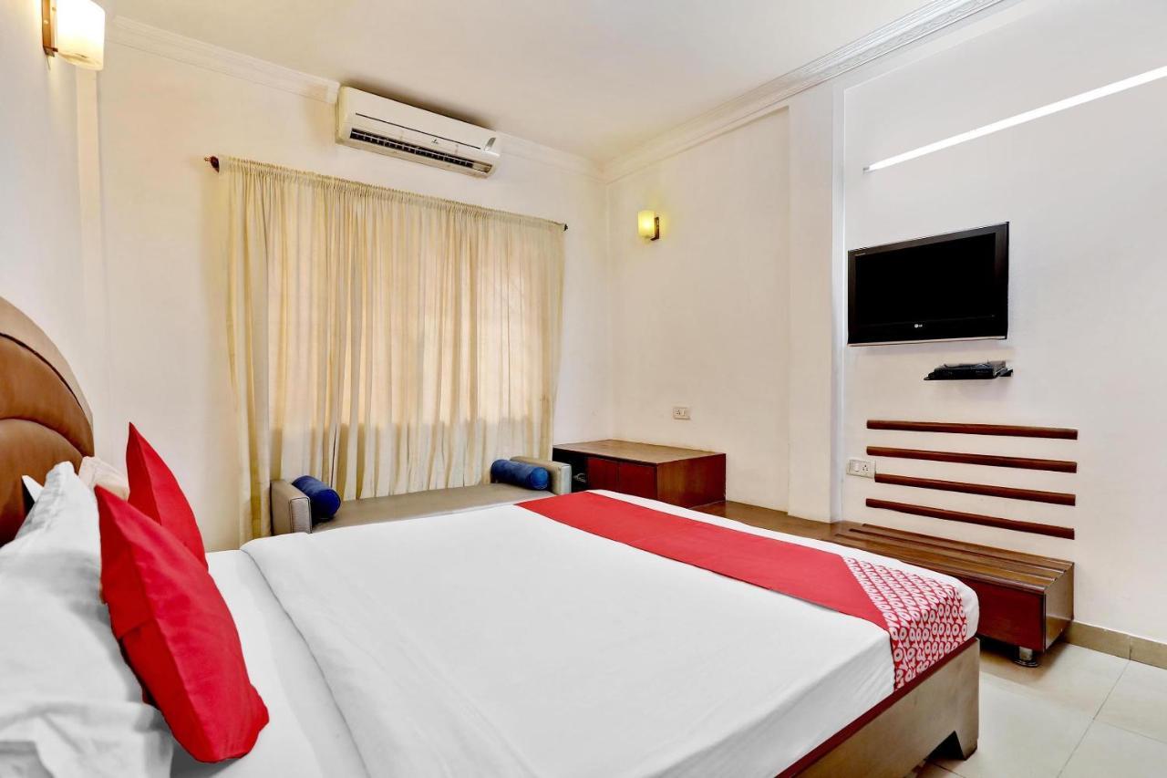 Oyo 44065 Sri Krishna Nilaya 3* Bangalore