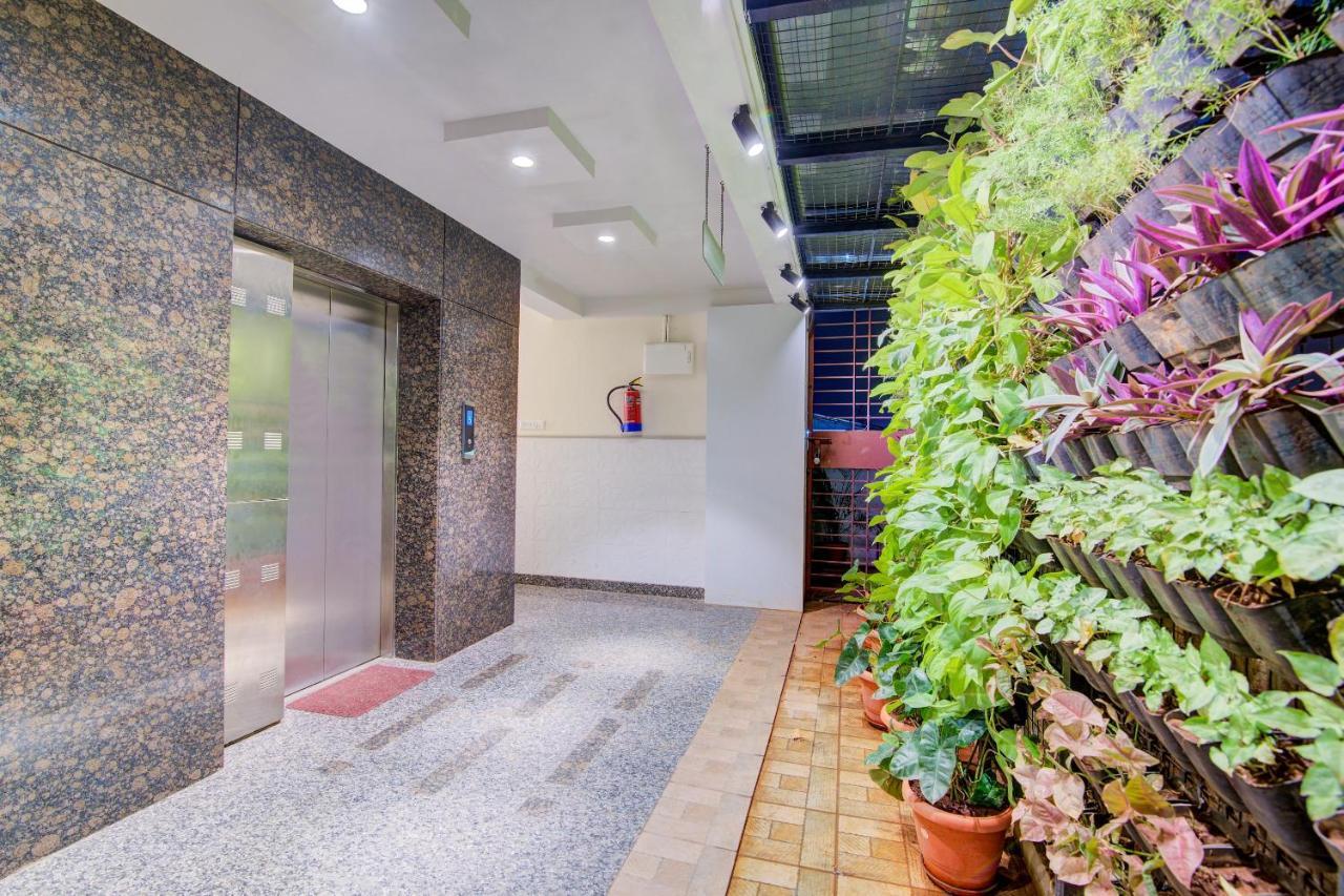 Capital O 15403 Krishna Vaibhava Hotel 3*