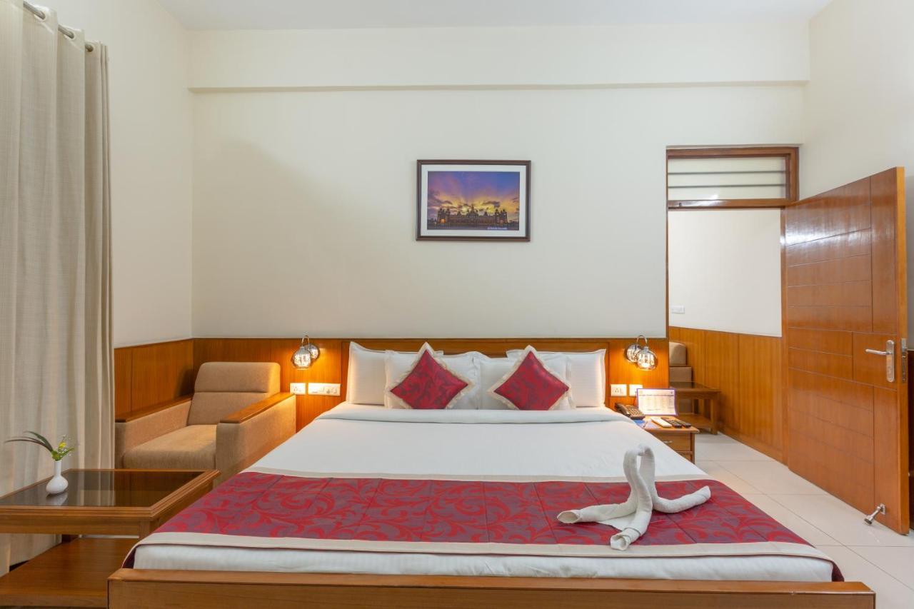 Kstdc Kumarakrupa 4* Bangalore