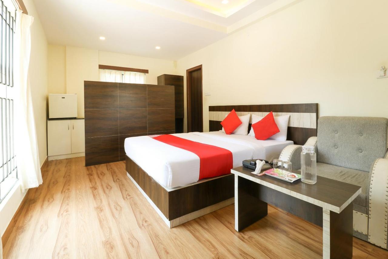 Oyo 36197 Royal Wood Hotel Bangalore