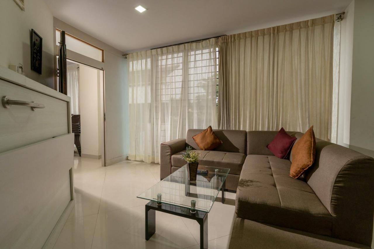 Seasons Suites Apartment