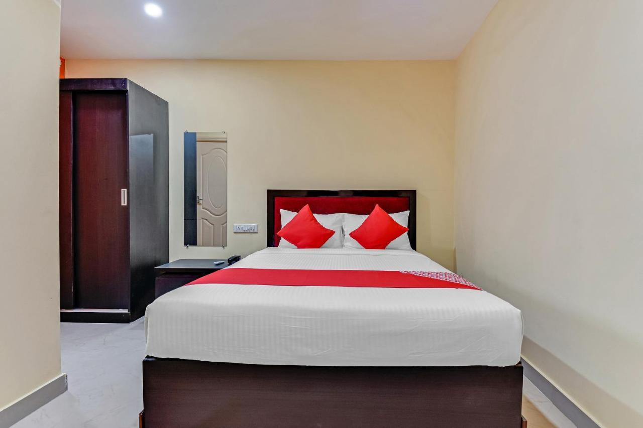 Oyo Flagship 46682 New Andra House Bangalore