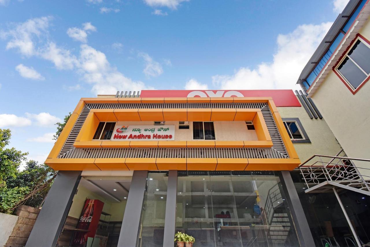Oyo Flagship 46682 New Andra House Bangalore