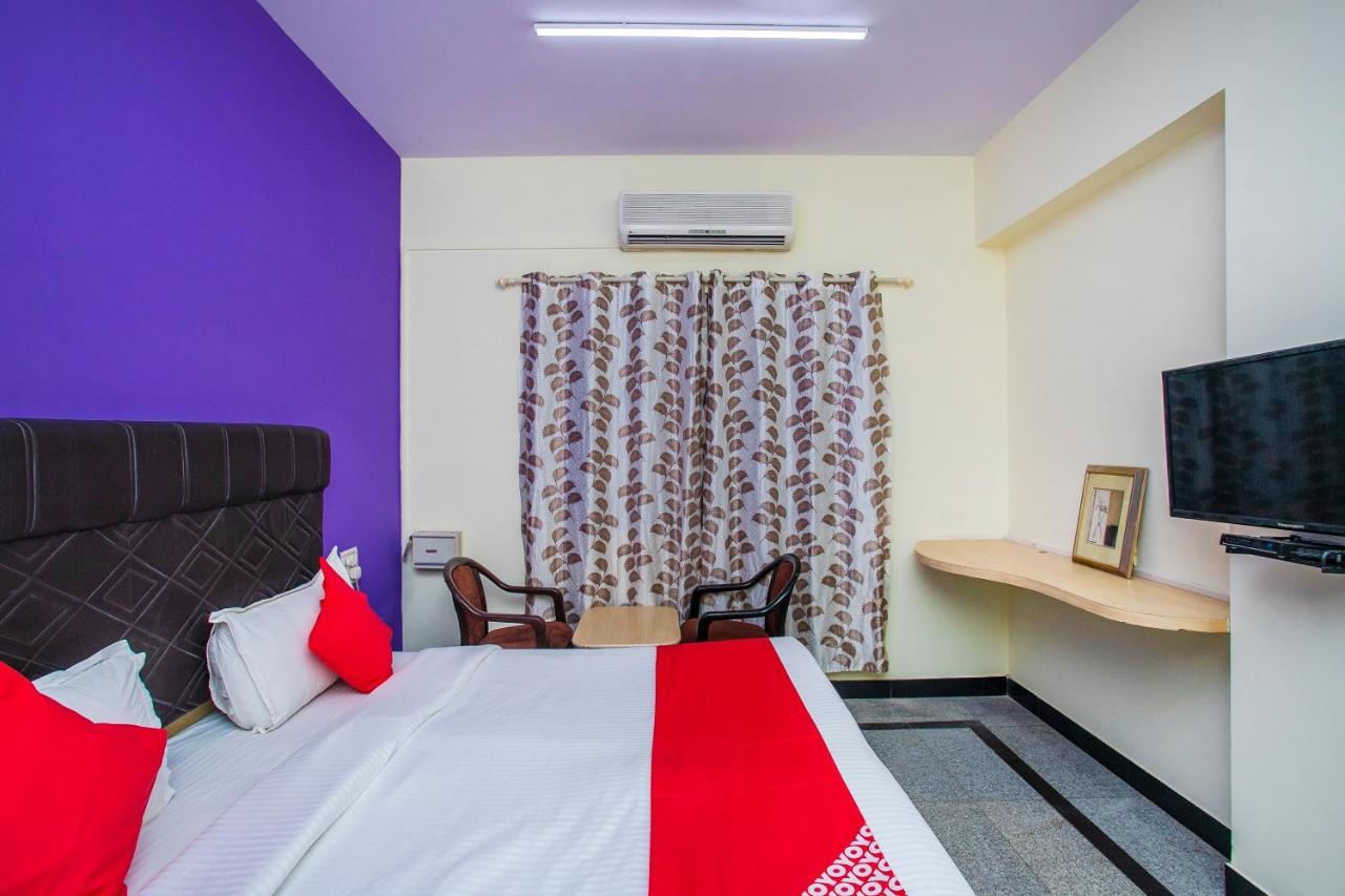 Hotel Oyo 25036 Suraksha Residency Bangalore