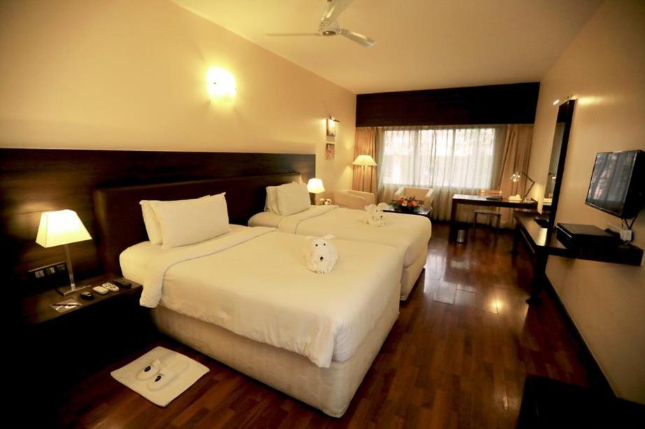 Hotel The Woodrose Bangalore